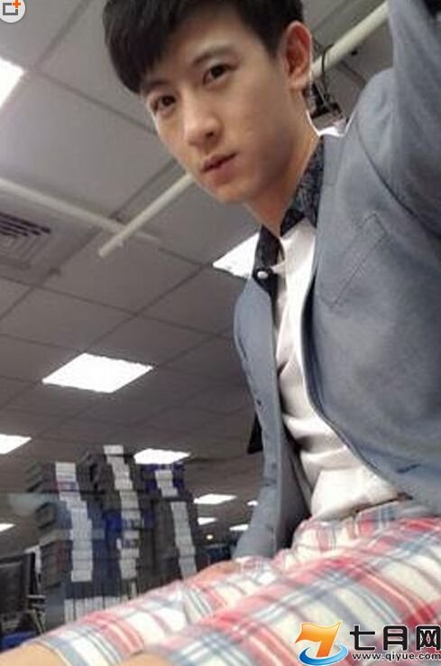 봩϶ѝ?w)Ƭҕl߼t 뺆(jin)鱳ŮYƬ