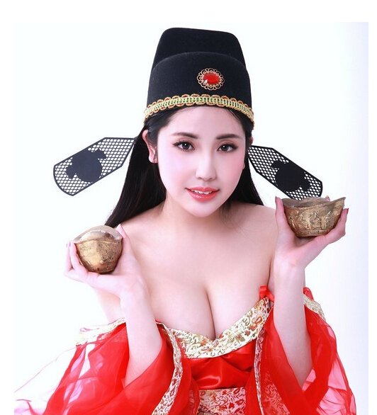 戴予桐家庭背景照片及個人資料 戴予桐胸多大干掉客戶無碼視頻種子