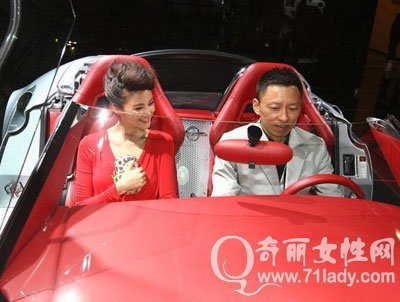 張朝陽與張歆藝 張歆藝微博及圖片
