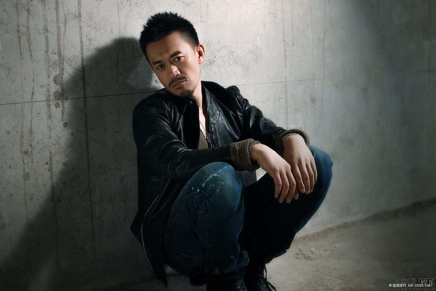 王學(xué)兵為什么取保候?qū)徳騼?nèi)幕 揭秘王學(xué)兵父母是誰干什么家庭背景曝光