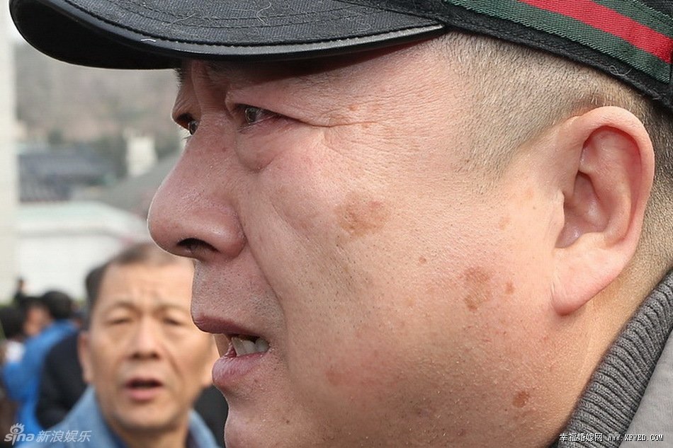 笑林董浩什么關(guān)系 董浩悼念笑林長篇微信首曝光揭笑林追悼會(huì)董浩啜泣不止原因真相