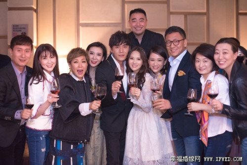 秦昊伊能靜奢侈婚宴現(xiàn)場(chǎng)高清圖曝光 揭秘伊能靜出軌黃維德為什么分手原因