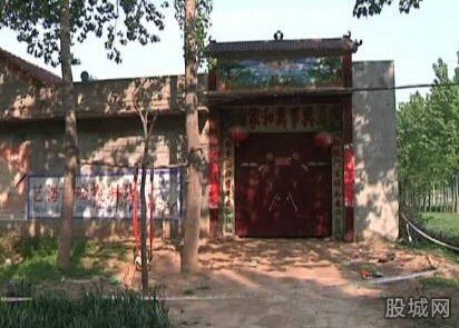 捂死3歲雙胞胎女兒