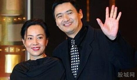 周潤(rùn)發(fā)結(jié)婚29年無(wú)子原因