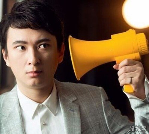 王思聰上新聞聯(lián)播