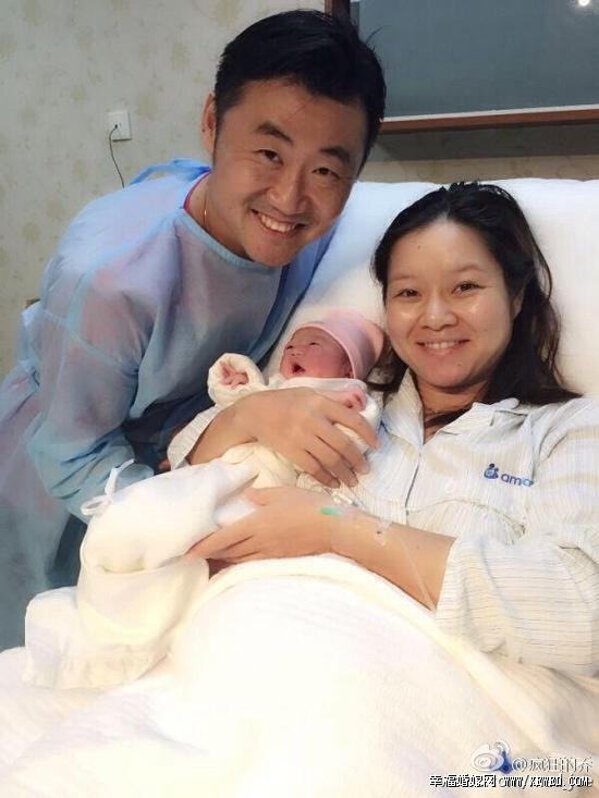 李娜女兒高清無碼正面照曝光 李娜女兒為什么叫Alisa起名原因及中文名是什么