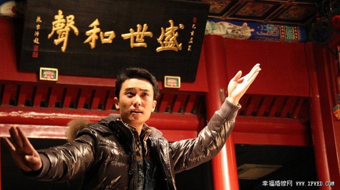 男旦劉欣然驚艷女妝前后比 揭其個(gè)人資料及家庭背景