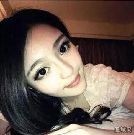 周揚青大尺度不雅照