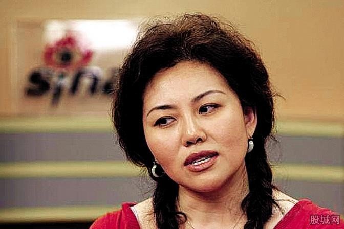 女主播色誘解放軍