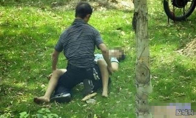 男子帶侄子搶劫強奸