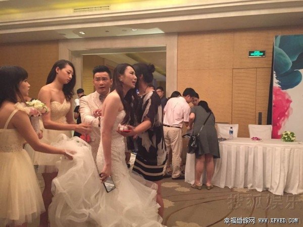 黃勇婚禮高高痛哭不結(jié)婚是怎么回事? 揭新娘高高個人資料及家庭背景