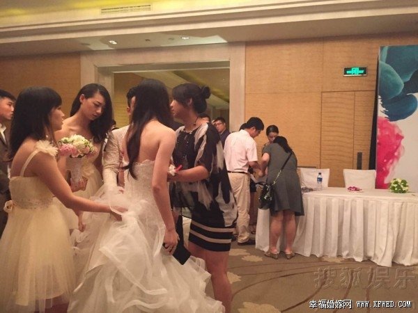 黃勇婚禮高高痛哭不結(jié)婚是怎么回事? 揭新娘高高個人資料及家庭背景