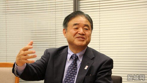 安倍內(nèi)閣再爆丑聞