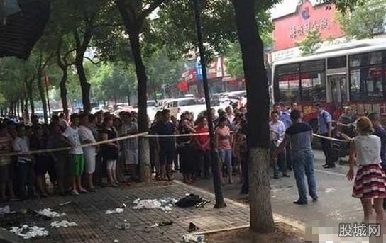 艾滋病嫌犯咬傷警察
