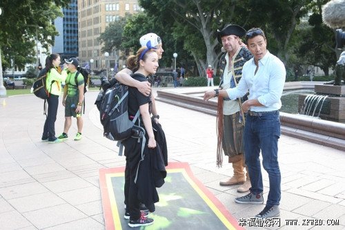 吳昕怒斥極速前進(jìn)女導(dǎo)演圖片視頻曝光 揭女導(dǎo)演個(gè)人資料照片及家庭背景