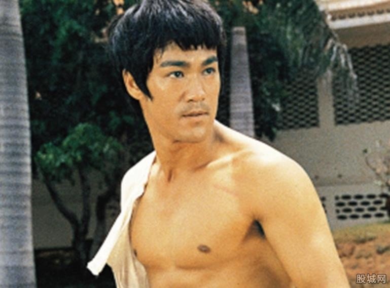 李小龍怎么死的