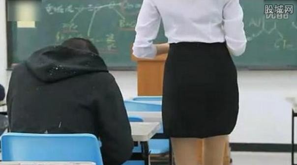 黑絲絲教師視頻