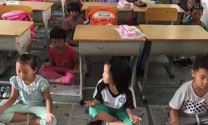 小學生打坐代替午睡