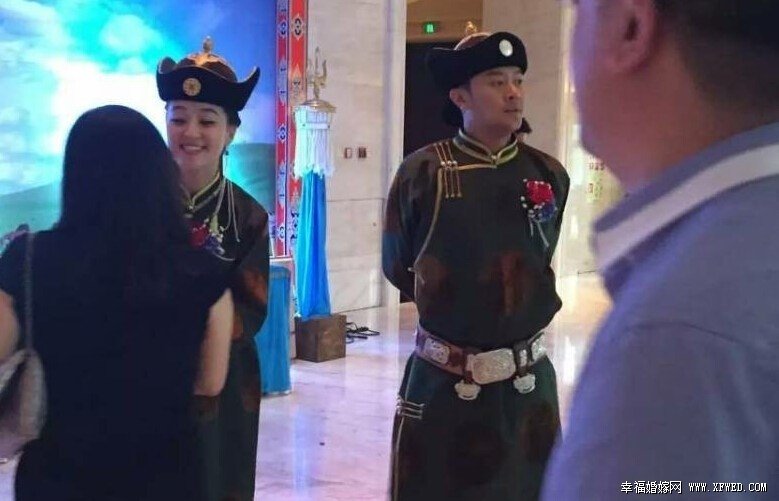 印小天內(nèi)蒙古婚禮現(xiàn)場(chǎng)直擊 新娘哈琳娜個(gè)人資料及私房照曝光