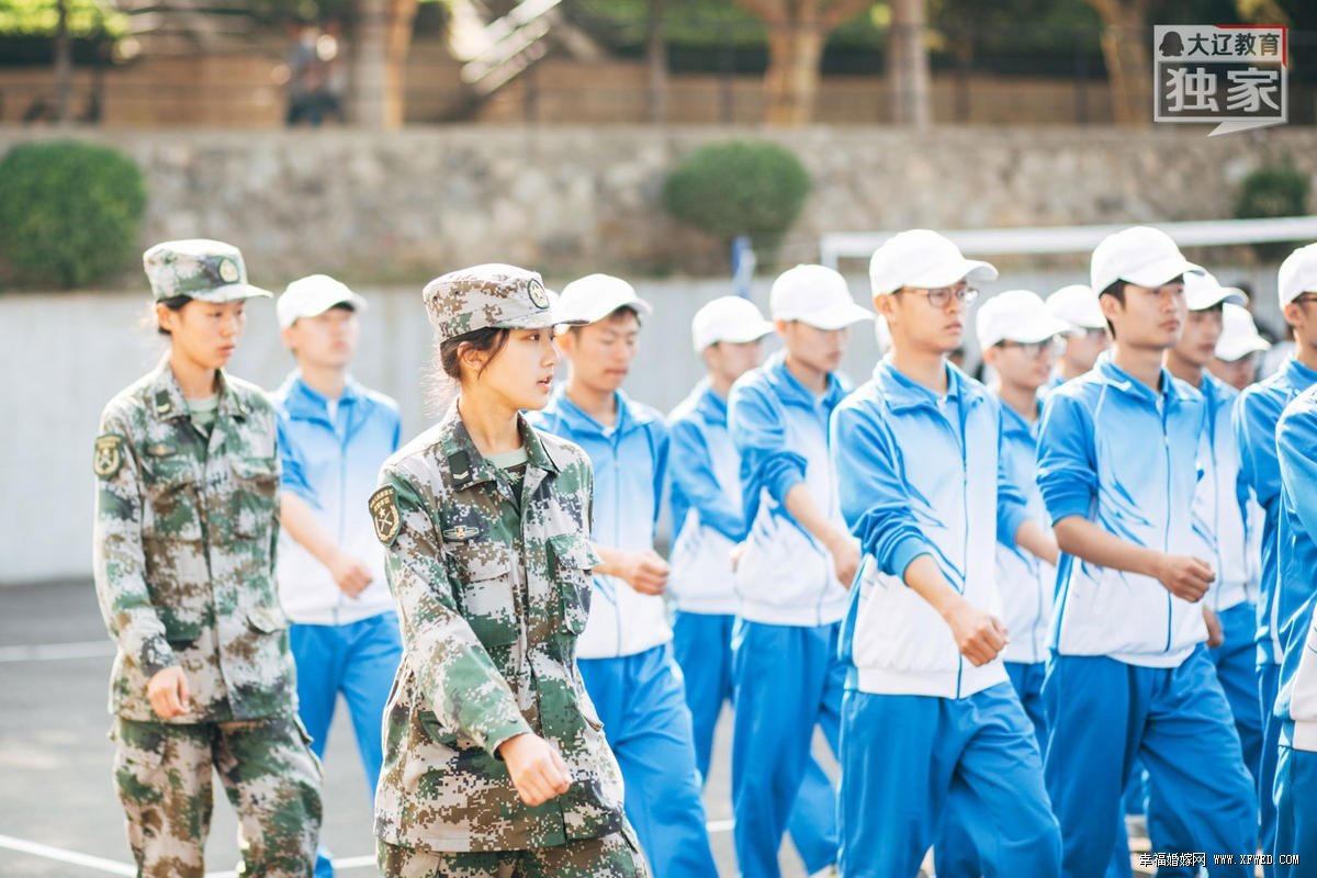 95后美女教官耿凡迪個(gè)人資料及及家庭背景 耿凡迪大學(xué)軍訓(xùn)生活照走紅網(wǎng)絡(luò)