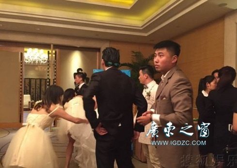 黃勇dj高高結婚 黃勇妻子高高和女友軒軒私照對比