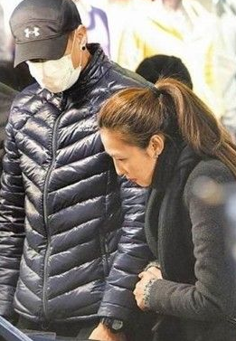 何潤(rùn)東圈外女友Peggy個(gè)人資料及家庭背景 何潤(rùn)東Peggy年齡差引關(guān)注