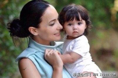 吳彥祖罕見混血女兒正面照及近照曝光 Raven年齡及中文名字叫什么?