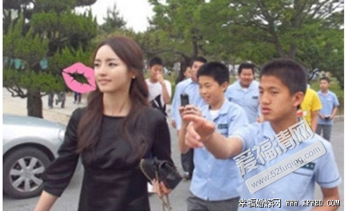 韓國(guó)最正女老師李娜永Lee Nayeong個(gè)人資料及火辣生活照欣賞