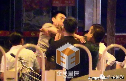 曹云金飯后起沖突的人是誰及原因曝光 灰衣男個人資料照片遭人肉