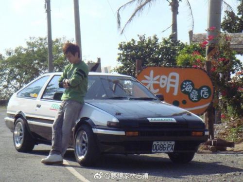 林志穎曬10年前劇照引追憶 自侃榴蓮?fù)踝? border=