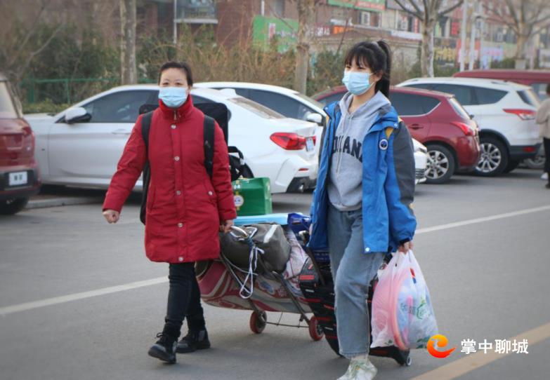 迎著朝霞，“犇”赴新征程！聊城學(xué)子27日起陸續(xù)開學(xué)